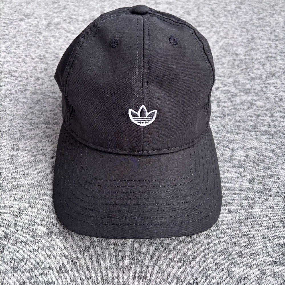Adidas Original Relaxed Back Trefoil Women's Snapback Black Logo Hat